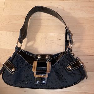 Guess purse gently used!